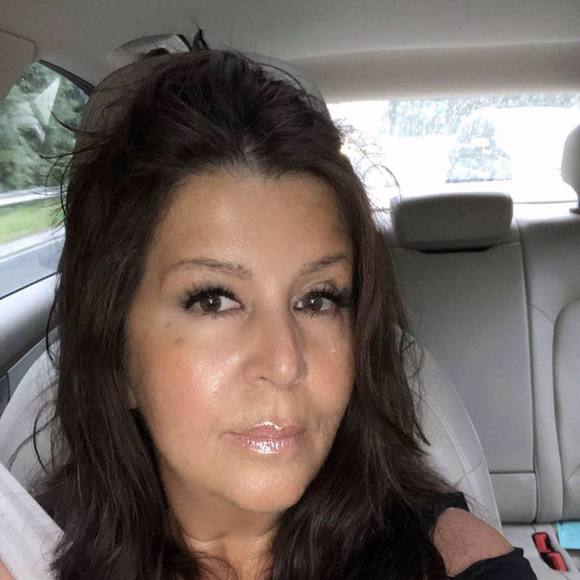 Meet your Posher, Anita - Picture 1 of 1